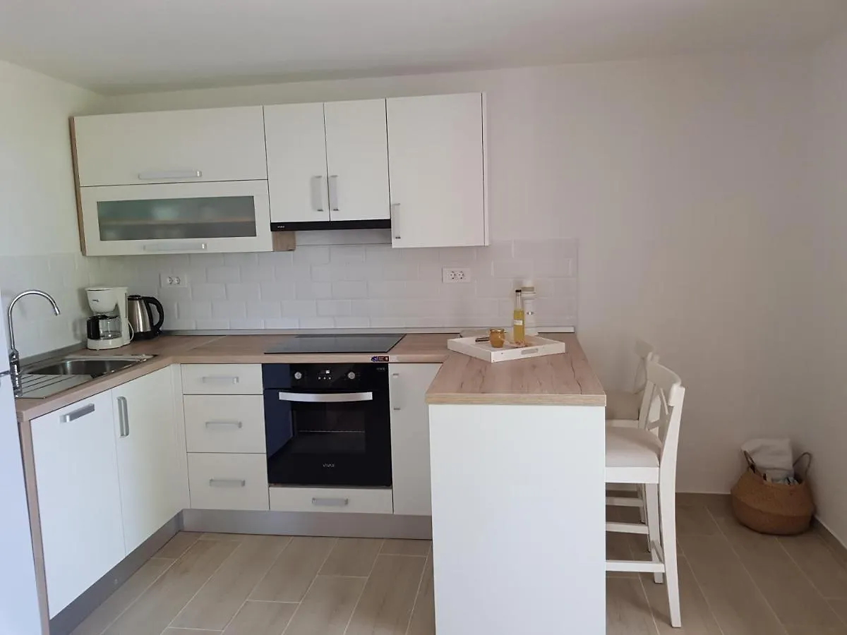 House Niva Apartment Supetarska Draga Croatia