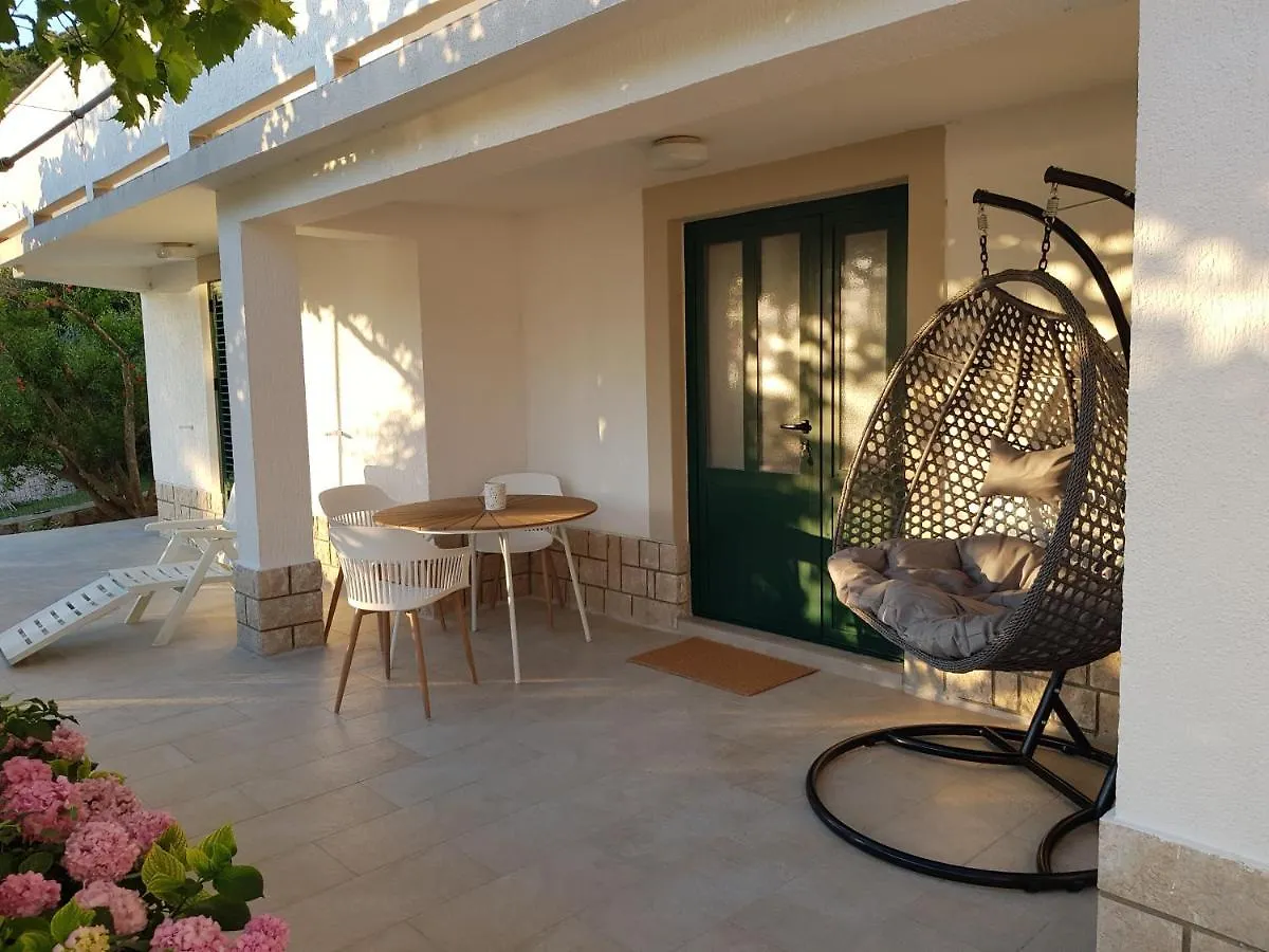 House Niva Apartment Supetarska Draga
